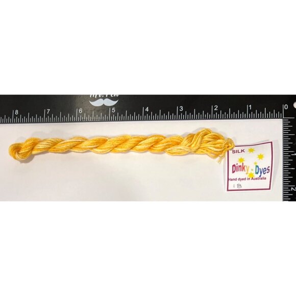 Dinky Dyes #18 Apricot 100% Silk Embroidery Thread 8 Mtrs Cross Stitch Yellow - Picture 1 of 2